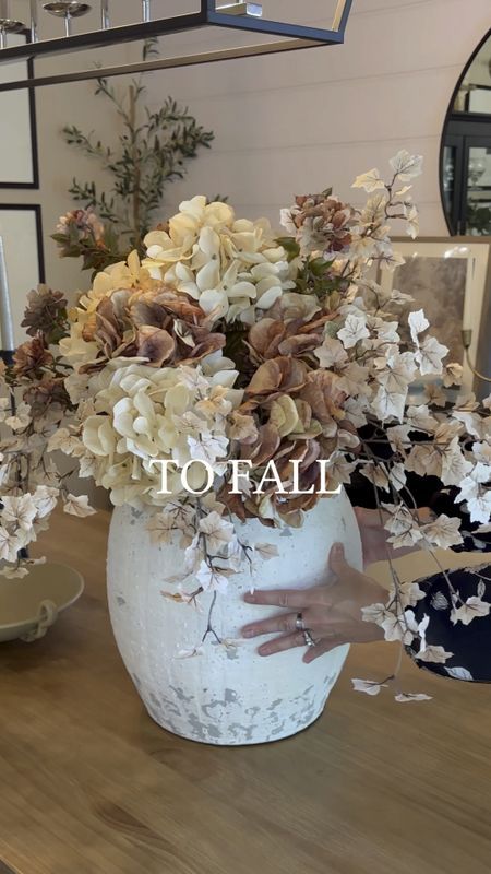 Entryway Floral Arrangements, Lemon Centerpieces, Summer Centerpieces, Moody Decor, Fall Stem, Fall Entryway, Fall Floral Arrangements, Lemon Decor, Fall Table Decor