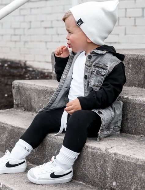 Boy Styles, Boys Fall Outfits, Baby Snowsuit, Trendy Boy Outfits, Hooded Denim Jacket