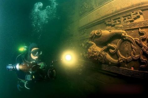 Lost City Shi Cheng Found Underwater In China | Shadow Vue Ancient Lion, Underwater Ruins, Sunken City, Underwater City, Under The Water, Island Lake, Archaeological Discoveries, Thousand Islands, Ancient Buildings