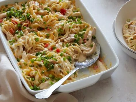 Pioneer Woman Turkey Spaghetti, Turkey Spaghetti Recipes, Turkey And Noodles, Turkey Spaghetti, Leftover Gravy, Pickled Jalapenos, Chicken Spaghetti Casserole, Turkey Pasta, Spaghetti Recipe