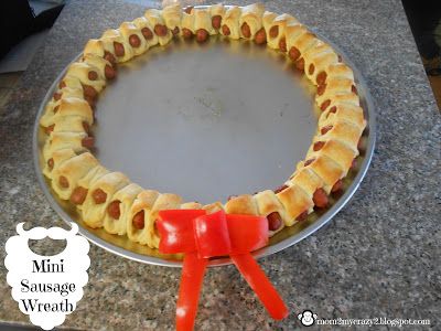 Running away? I'll help you pack.: Holiday Cheer ... Mini Sausage Wreath Sausage Wreath, List To Make, Crescent Dough, Mini Pigs, Pigs In A Blanket, Holiday Treats, Christmas Treats, Appetizer Snacks, Food For Thought