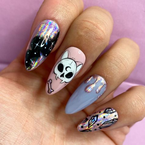 Random Backgrounds, Pastel Witch, Witch Nails, Creepy Cute, Halloween Nails, A Design, Cute Nails, Nail Inspo, Diy Jewelry