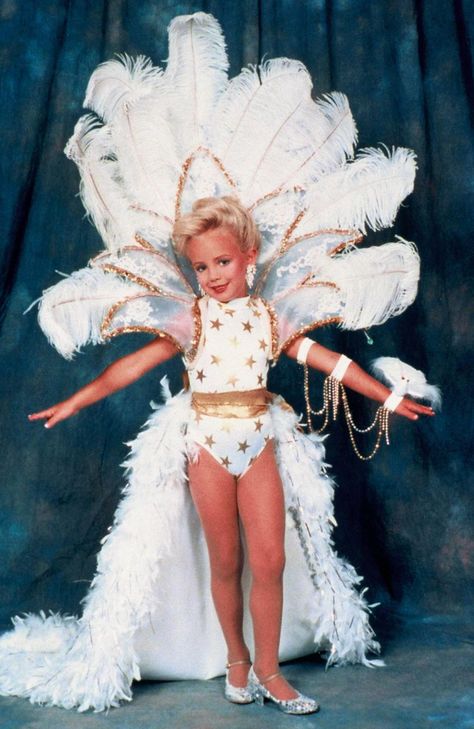 Break comes in JonBenet case | news.com.au — Australia’s leading news site Toddlers And Tiaras, American Children, Cold Case, Beauty Queen, Pageant Dresses, Beauty Pageant, Beauty Queens, Feathers