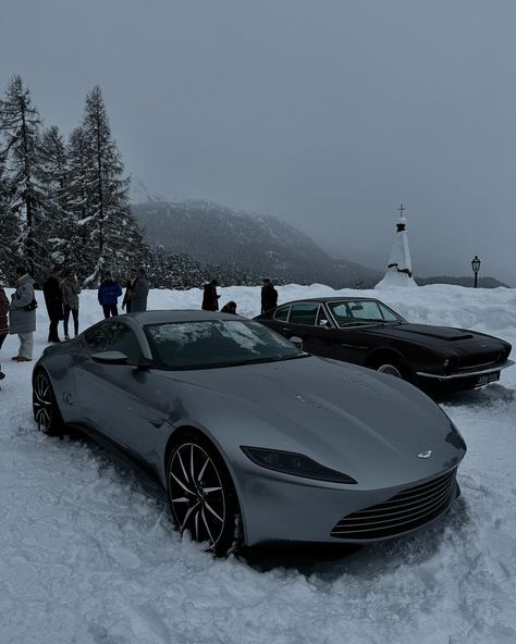 License to chill. 🍸🧊✨ Aston Martin Cars, Car Deco, Cars Brand, Winter Car, Silver Car, Formula 1 Car Racing, Cool Car Pictures, Car Aesthetic, Formula 1 Car