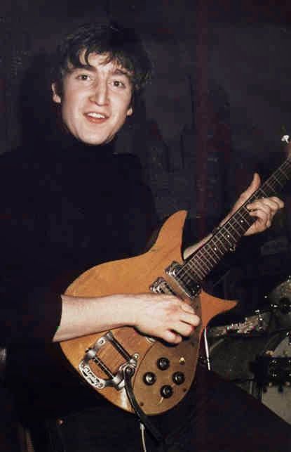 THE UNIQUE GUITAR BLOG: John Lennon's Rickenbacker 325 Capri Beatles Quotes, Lennon And Mccartney, Beatles Photos, Beatles Pictures, John Lennon Beatles, Beatles John, Davy Jones, The Fab Four, Abbey Road