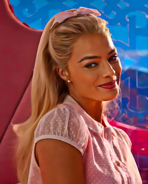 Barbie Movie Hair, Margot Robbie Barbie Movie, Barbie The Movie, Barbie Ken, Holy Moly, Barbie Movie, Ryan Gosling, Barbie Movies, Margot Robbie