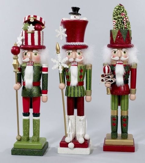 Nutcracker Colors, German Nutcrackers, Nut Crackers, Nutcracker Decor, Nutcracker Christmas Decorations, Christmas Nutcrackers, Nutcracker Soldier, Kurt Adler, Noel Christmas