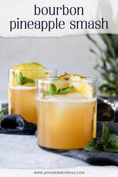 Bourbon Drinks Recipes, Sweet Bourbon, Bourbon Recipes, Pineapple Cocktail, Bourbon Drinks, Winter Cocktails, Boozy Drinks, Bourbon Cocktails, Whiskey Drinks