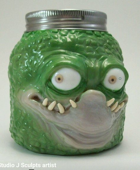 This is a polymer clay sculpt over a glass jar I sculpted. Clay Stash Jar, Clay Jars, Ceramic Monsters, Larp Props, Stash Jar, Clay Jar, Art Toys Design, Polymer Inspiration, Air Dry Clay Projects