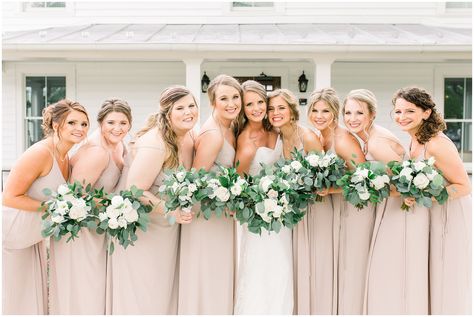 Biscotti Wedding Color Ideas, Biscotti Bridesmaid Dress, Peaches Wedding, Sky Blue Weddings, Taupe Wedding, Nude Wedding, Wedding Peach, Colour Themes, Wedding Colours