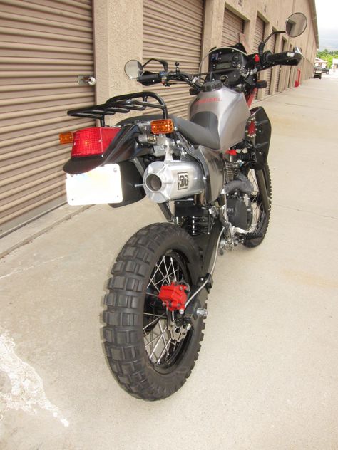 Klr 650 Custom, Klr 650 Mods, Klr 650 Adventure, Two Door Jeep Wrangler, Adventure Places, Custom Dirt Bike, Adventure Bike Motorcycles, Bike Motorcycles, Bike Swag