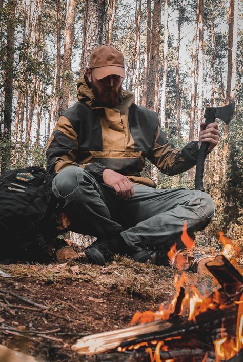 Camp Outfits Men, Male Camp Counselor Aesthetic, Mountain Man Aesthetic, Mens Hipster Fashion, Man In Forest, Camp Counselor Aesthetic, Outdoor Adventure Photography, Volcano Cake, Outdoors Aesthetic