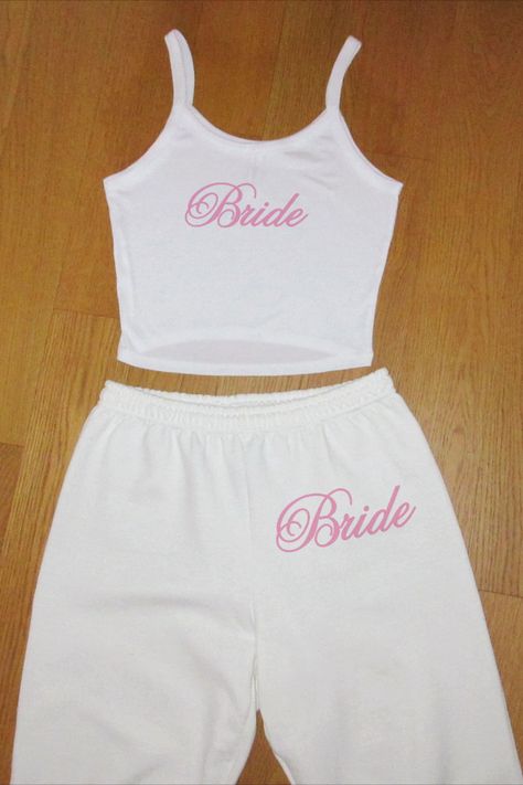 Bride Sweatpants, Bride Sweatsuit, Pink Lounge Set, Pink Lounge, Bridal Wardrobe, Pink Bride, Sweat Set, Bridal Gift, Womens Pants