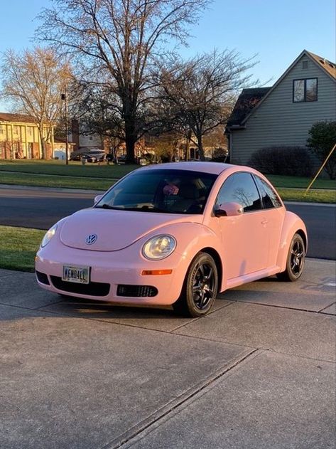 Pink Vw Beetle, Pink Volkswagen Beetle, Pink Beetle, Volkswagen Beetle Convertible, Bug Car, Car Deco, Beetle Car, The Beetle, Beetle Convertible