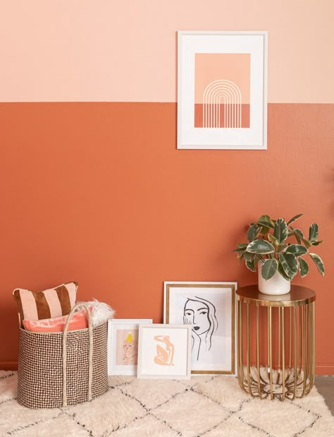 color adventures: a rust living room / via oh joy! Rust Living Room, Peach Bedroom, Pantone Orange, Earthy Bedroom, Room Wall Colors, Living Room Themes, Oh Joy, Living Room Orange, Interior Design Color