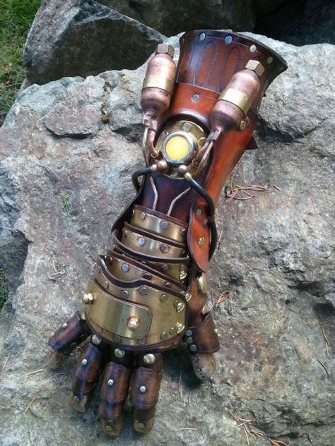 Steampunk Arm, Rune Knight, Steampunk Gloves, Steampunk Mode, Steampunk Armor, Punk Ideas, Steampunk Outfits, Moda Steampunk, Steampunk Costumes