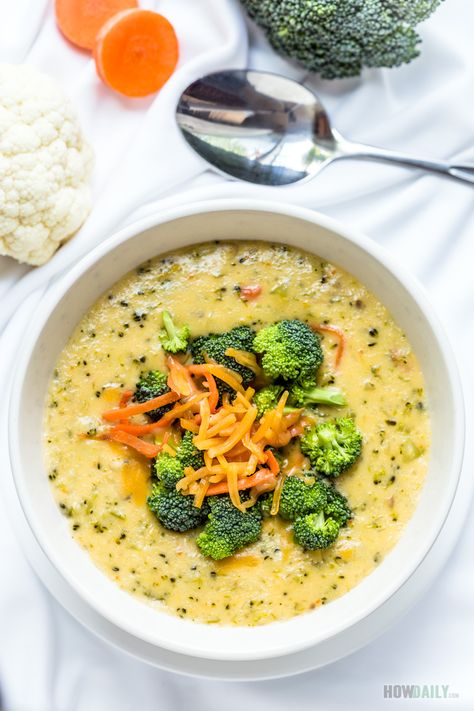 Creamy and thick soup while being totally healthy and extremely low in carb; introducing the low-carb broccoli cheese soup version for your specific diet. Low Carb Broccoli Cheese Soup, Low Carb Broccoli, Broccoli Cheese Soup Recipe, Thick Soup, Kung Pao Chicken Recipe, Cheese Soup Recipe, Broccoli Cheese Soup Recipes, Cheese Soup Recipes, Broccoli Cheese Soup