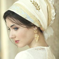 Modest Dressing, Head Scarfs, Head Coverings, Elie Saab Couture, Jewish Women, Dark Sky, Hair Cover, Woman's Fashion, Hair Wraps