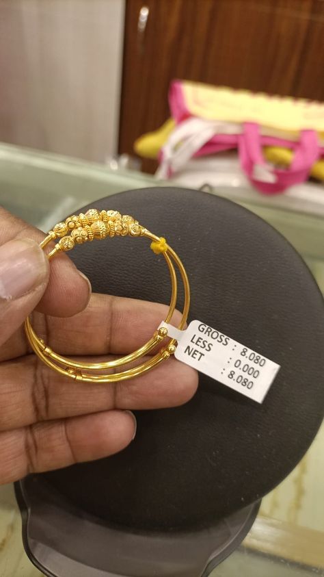 Kids Bangles Gold Designs, Baby Gold Bangles Design, Murugulu For Baby Boys, Baby Bangles Design, Gold Chain For Baby Girl, Baby Girl Gold Chain Designs, Baby Gold Chain Designs, Kids Gold Bangles Designs, Baby Necklace Gold Indian