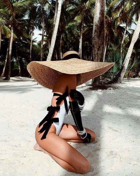 Shea Marie, Dorothy Dandridge, First Day Of Summer, Wearing A Hat, Girl With Hat, Beach Wears, Mode Vintage, Marilyn Monroe, Look Fashion