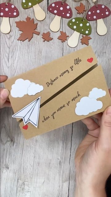 Diy Cards For Best Friend, Long Distance Relationship Art, Crafts Tiktok, Farewell Greeting Cards, Long Distance Relationship Cards, Diy Moving, Goodbye Cards, Long Distance Best Friend, Long Distance Friends