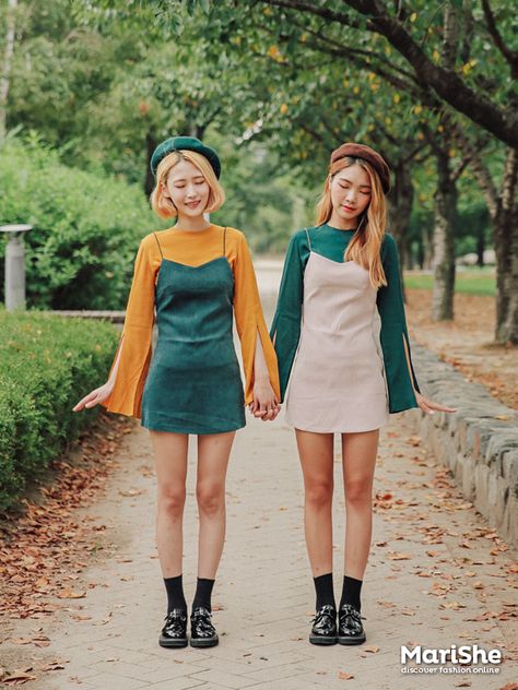 Kpop Inspired Outfits, Korean Fashion Kpop Inspired Outfits, Twins Fashion, Korean Fashion Ideas, Korean Fashion Kpop, Fashion Kpop, Korean Kpop, Korean Fashion Outfits, Mode Chic