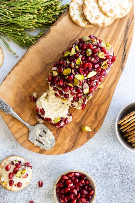 Pomegranate Pistachio Cheese Log | Plant-based, Vegan Vegan Recipes For Breakfast, Pomegranate Pistachio, Cheese Log Recipes, Vegan Xmas, Cheese Log, Plant Based Cheese, Cranberry Cheese, Food Log, Recipes For Breakfast