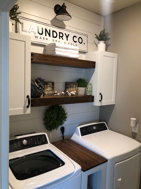 Laundry Room Update, Laundy Room, Laundry Room Design Ideas, Small Laundry Room Makeover, Laundry Room Wallpaper, Lights Bathroom, Dream Laundry Room, Laundry Room Closet, Laundry Room Layouts