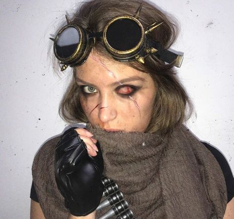 Post Apocalyptic Makeup Women, Post Apocalypse Makeup, Distopia Character, Apocalypse Costume Women, Apocalypse Halloween Costume, Cyberpunk Apocalypse Outfit, Post Apocalyptic Steampunk, Mad Max Hairstyles, Post Apocalyptic Hairstyles