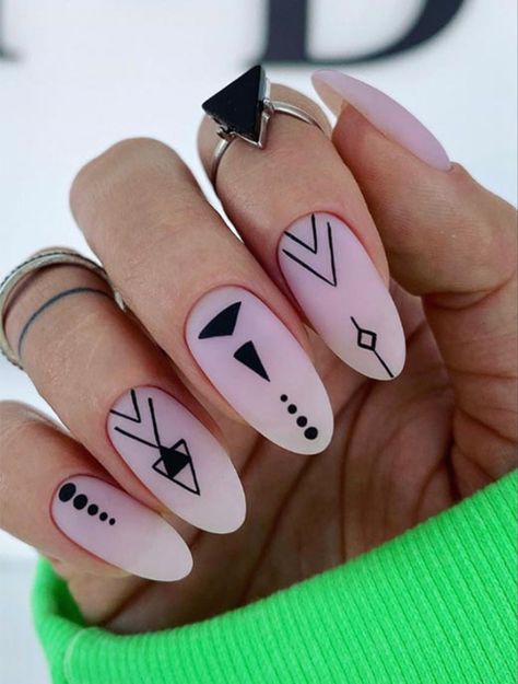 Boho Nails, Mens Nails, Geometric Nail Art, Nail Design Inspiration, Geometric Nail, Her Nails, Almond Nails Designs, Black Nail, Minimalist Nails