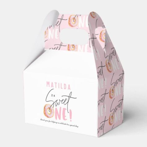 Donut sweet one pink 1st birthday party for $3.10 - Birthday Favor Pink 1st Birthday Party, Pink 1st Birthday, 1st Birthday Party Favors, Typography Script, Favor Boxes Birthday, Chic Invitation, 10 Birthday, First Birthday Themes, Party Favor Boxes