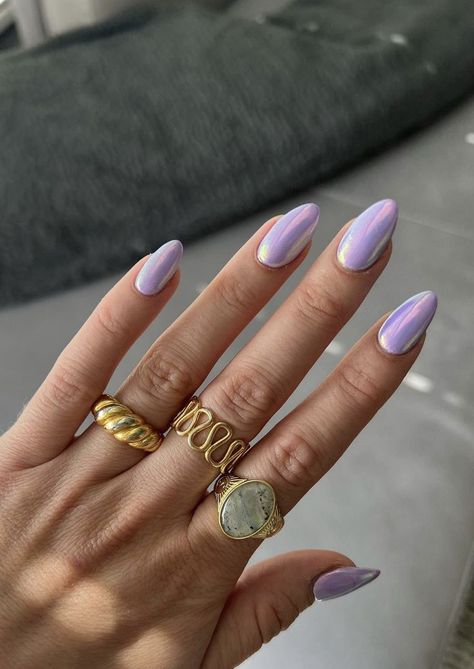 Trendy Nail Colors 2024 Summer, Trendy Nails Ideas 2024 Spring, Purple And Silver Nails, Purple Chrome Nails, Light Purple Nails, Purple Nail Art, Lilac Nails, Milky Nails, Chrome Nails Designs