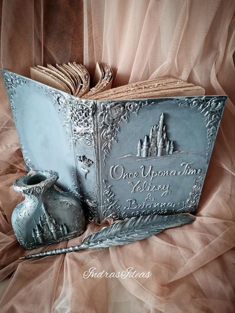 IndrasIdeas - Etsy Latvia Book Castle, Book Fairy, Wedding Themes Spring, Wedding Themes Summer, Personalised Guest Book, Wedding Guest Books, Cinderella Wedding, Wedding Personalized, Wedding Themes Fall