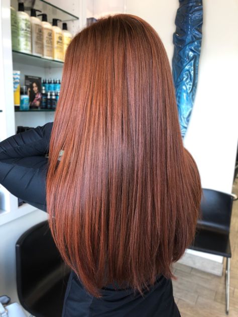 Copper Brown Hair, Copper Red Hair, Red Hair Inspo, Ginger Hair Color, Vlasové Trendy, Copper Hair Color, Hair Color Auburn, Brown Hair Balayage, Long Red Hair