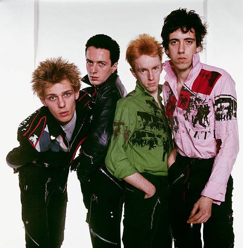 The Clash Topper Headon, The Future Is Unwritten, Garage Punk, Paul Simonon, Mick Jones, 70s Punk, British Punk, Joe Strummer, Punk Rock Bands