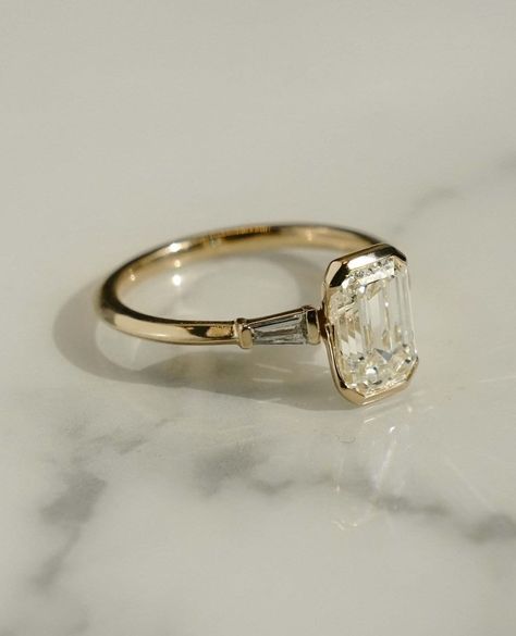 This Engagement Rings item by ClioDiamond has 234 favorites from Etsy shoppers. Ships from India. Listed on Jul 24, 2024