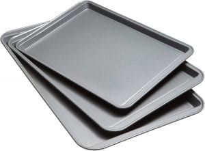 The Best Baking Sheet | December 2020 Homemade Pizza Pockets, Healthy Oatmeal Breakfast, Oatmeal Breakfast Cookies, Pizza Pockets, Butter Pecan Cookies, Cookie Sheets, Square Cake, Pecan Cookies, Cooking Set