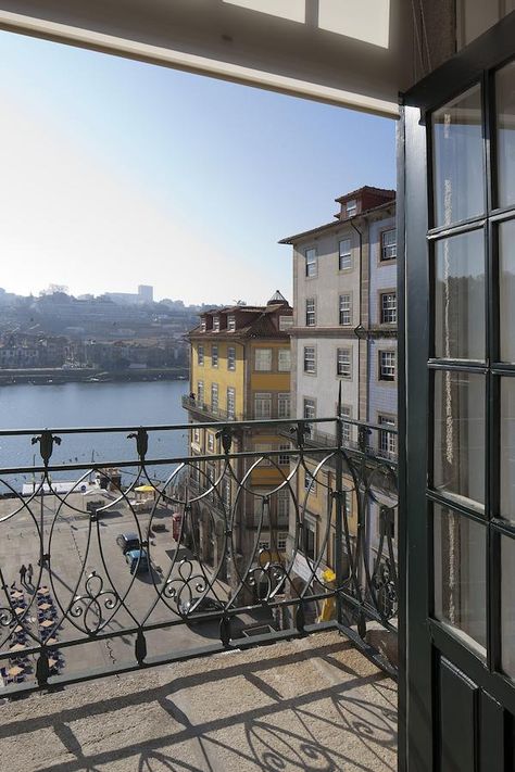 PortoSense Ribeira, Porto – Updated 2019 Prices Modern Apartments, Apartment Aesthetic, Porto Portugal, Modern Apartment, Portugal, Apartment, Hotel, Collage, Square