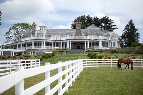 Breathtaking view of yours horses in your backyard with this Equestrian Estate we built in Greenwich, CT. Beautiful backyard...who wouldn't want to wake up to this? 📷 Equestrian Estate - check out more pictures and projects at www.murphybrothers.com Greenwich, CT Contractor: Murphy Brothers Contracting Architect: Marchese Gashi Interiors: Conte & Conte Awards HOBI Award – Best Custom Home 10,000 – 12,000 SF Professional Builder Design Award – One-of-a-Kind Custom Home Dream Horse Barns, Equestrian Estate, Dream Barn, Barn Design, Horse Property, Horse Farm, Horse Ranch, Expensive Houses, Horse Barns