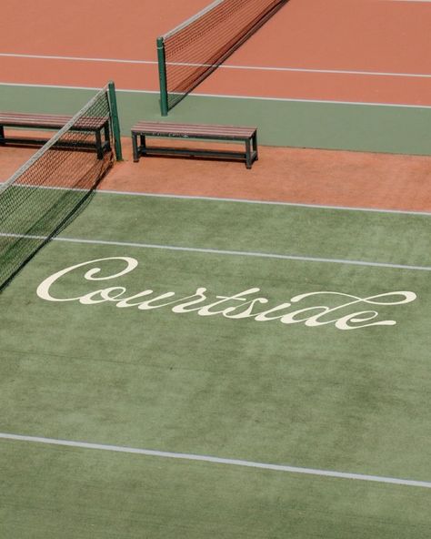 Tennis Court Design, Tennis Core, Aesthetic Tennis, Logo Design Vintage, Country Club Aesthetic, Content Aesthetic, Tennis Aesthetic, Tennis Party, Ball Aesthetic