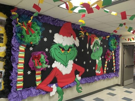 The Grinch Door Decorations For School, Grinch Bulletin Board, Whoville Christmas Decorations, Christmas Hallway, Door Decorations Classroom Christmas, Christmas Bulletin Boards, Christmas Door Decorating Contest, Christmas Classroom Door, Holiday Party Kids