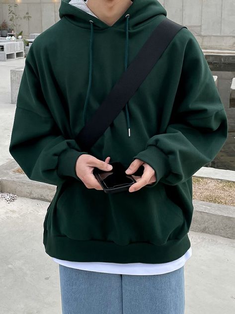 Hoodie Man Aesthetic, Dark Green Hoodie Outfit Men, Dark Green Hoodie Outfit, Green Hoodie Outfit Aesthetic, Casual Outfits Hoodie, Green Hoodie Outfit Men, Hoodie Aesthetic Outfit, Green Outfits Men, Outfit Ideas Hoodie