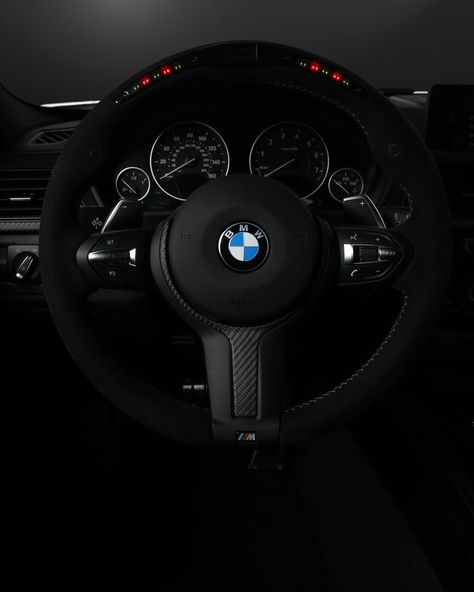 Car Staring, Gs 1200 Bmw, Bmw Iphone Wallpaper, Mobil Bmw, Bmw Interior, Бмв X6, Motos Bmw, Dream Cars Bmw, Bmw Sport