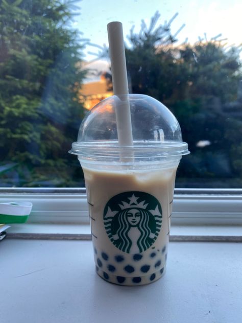 Boba Tea Starbucks, Starbucks Boba Tea, Starbucks Drinks Boba, Starbucks Boba Drinks, Boba Starbucks, Starbucks Halloween Drinks, Dior 1947, Starbucks Shop, Bubble Tea Flavors