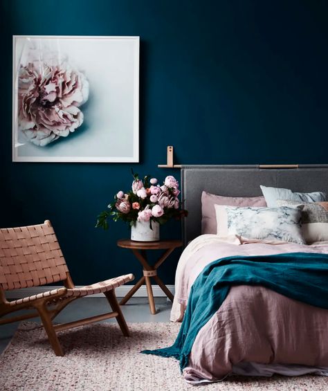 Color Trend: How to Decorate with Blush Pink & Dark Blue | Apartment Therapy Teal Bedroom Walls, Blue Bedroom Colors, Teal Bedroom Decor, Bedroom Teal, Gray Bedroom Walls, Dark Blue Bedrooms, Suite Master, Teal Bedroom, Dark Bedroom