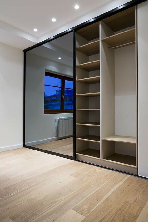 Built In Wardrobe Ideas Sliding Doors, Fitted Wardrobe Design, Mirrored Wardrobe Doors, Wardrobe Design Ideas, Closet Mirror, Bedroom Closet Doors, Fitted Wardrobe, Armoire Dressing, Bedroom Built In Wardrobe