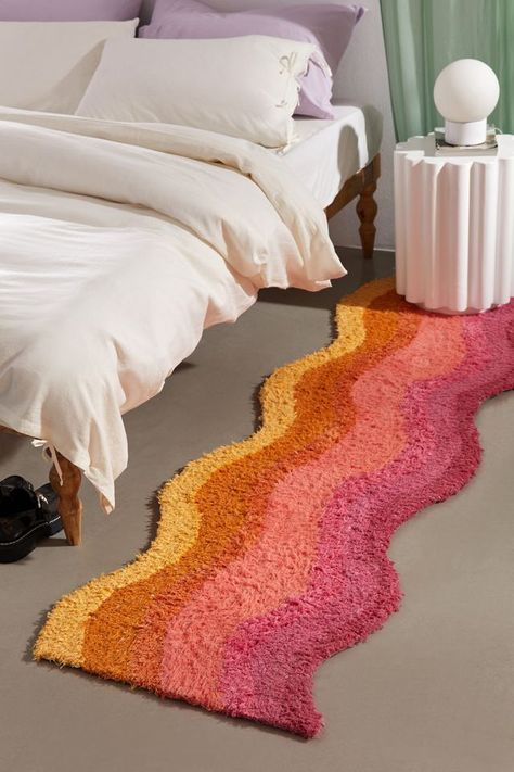 Wave Shag Runner Rug Urban Outfitters Room, Runner Silhouette, Entryway Rugs, Dream Dorm, Uo Home, Back To College, Plush Rug, Shaggy Rug, Cozy Space