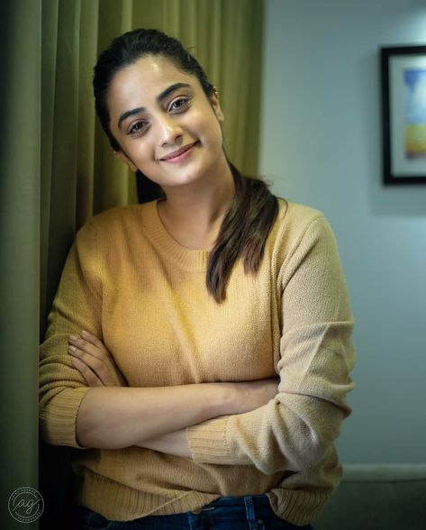 Namitha Pramod Salwar, Ponnu Ash, Namitha Pramod, Greek Warrior, Indian Photoshoot, Face Images, Cute Couple Art, Couple Art, India Beauty