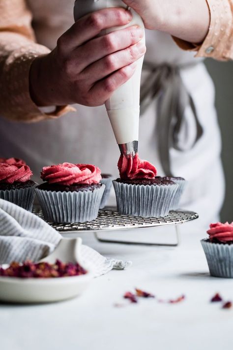 Gluten-Free Chocolate Cupcakes with Strawberry Rose Buttercream Rose Buttercream, Food Photography Cake, Gluten Free Chocolate Cupcakes, Cupcake Photography, Baking Photography, Strawberry Rose, Gluten Free Chocolate Cake, Dessert Photography, Cake Photography