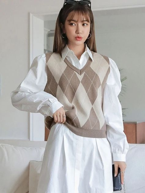 Argyle Sweater Dress, Pattern Sweater Vest, Argyle Vest, Argyle Sweater Vest, Teen Outfits, Sweater Vests, Korean Casual Outfits, Argyle Pattern, Shein Outfits